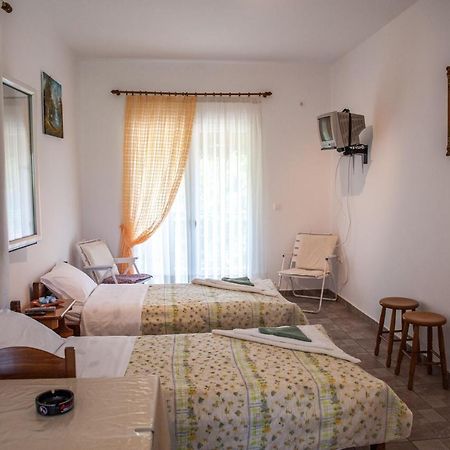 Thimios Rooms Keramiaí Esterno foto